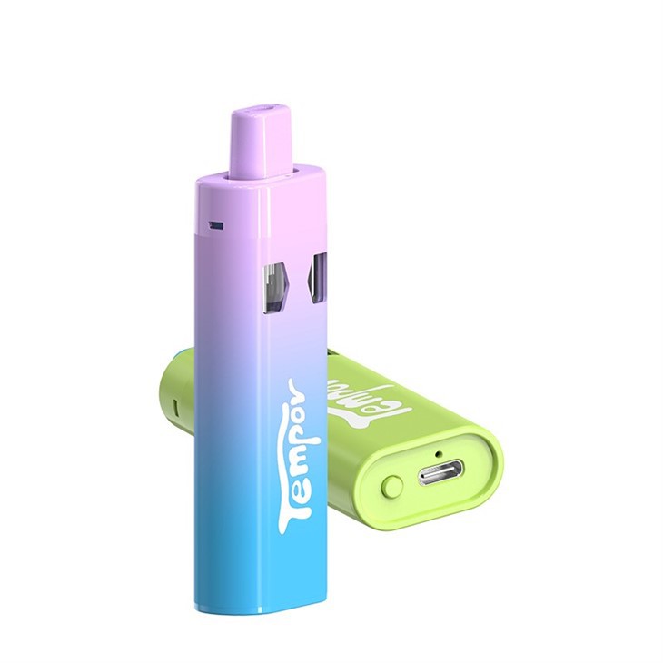 Dual Chamber Recharable All in One Device Preheat Double D8 HHC Disposable Vape Pen - China Dual Chamber Pen, Adjust Votage